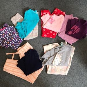 Lot of SIX size 6 girls PJs- all Long sleeves